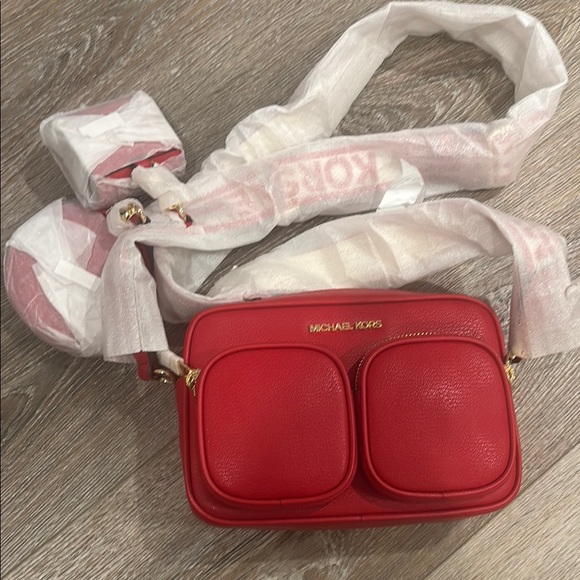 Michael Kors Red Crossbody Bag with Gold-Tone Hardware - Picture 3 of 8